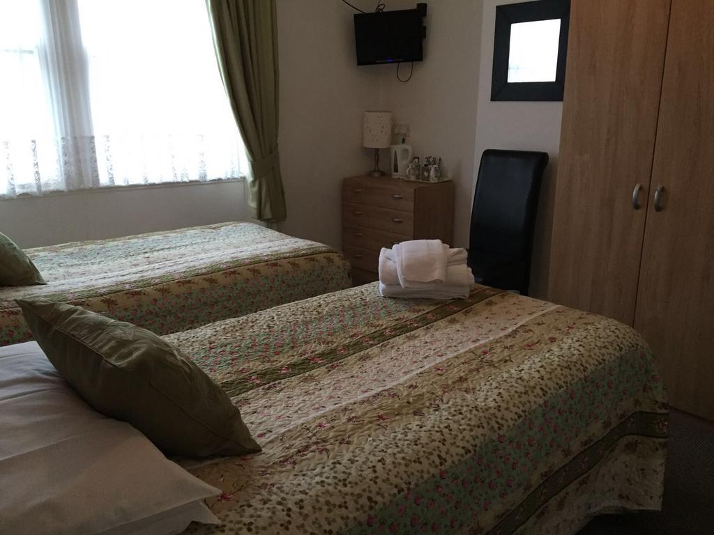 Astonwood Hotel Лландидно Экстерьер фото