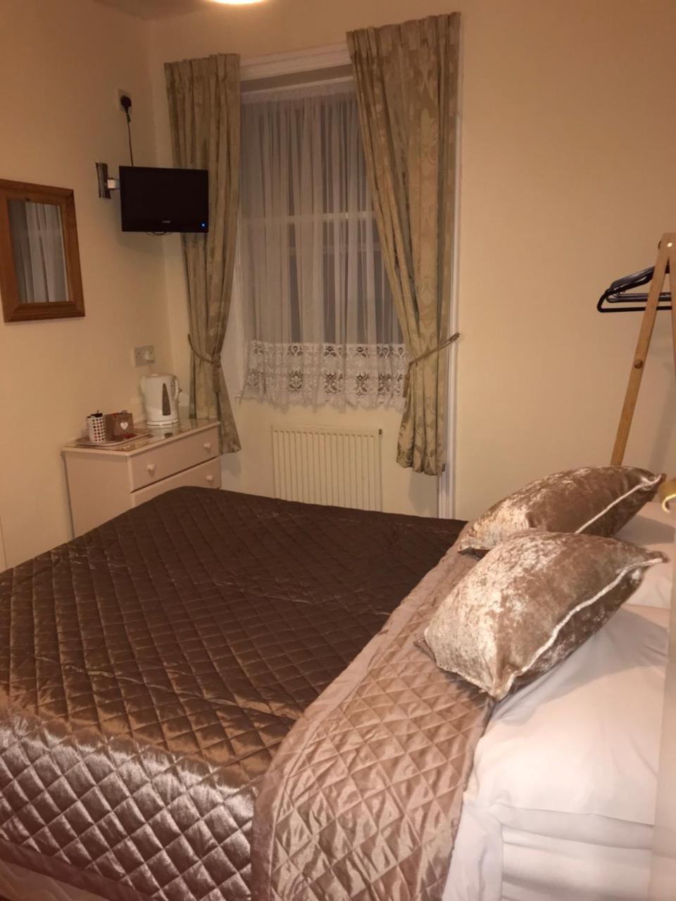 Astonwood Hotel Лландидно Экстерьер фото